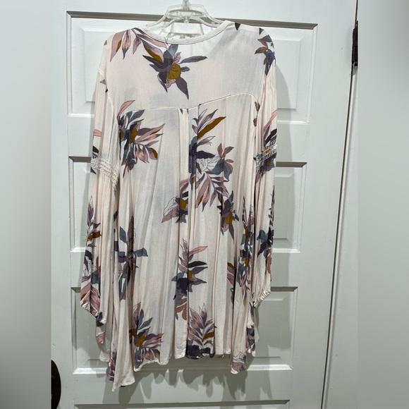 Free People Pearl Tree Floral Swing Dress. Large. Excellent used condition. - Picture 8 of 14